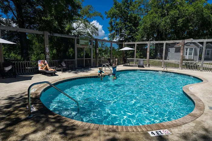 Live Oak Landing Picture 7