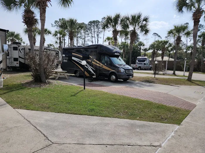 Emerald Coast RV Resort Picture 10