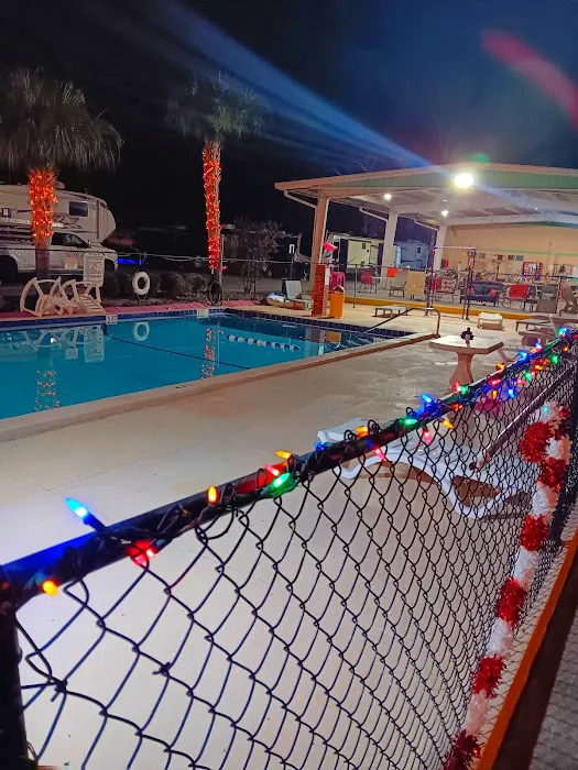 Front Beach RV Park and Motel Picture 7