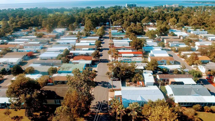 Destin East Mobile Home Park (55+ Owner Occupied Mobile Home Park) NO RVs Picture 2