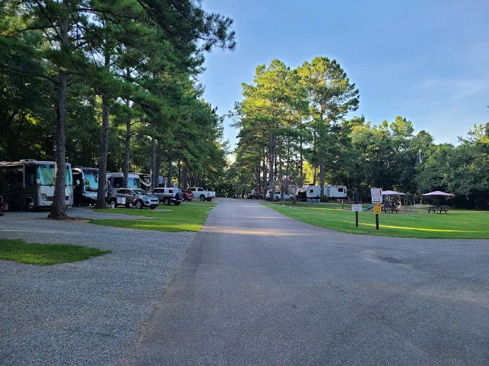 Tallahassee RV Park Picture 10