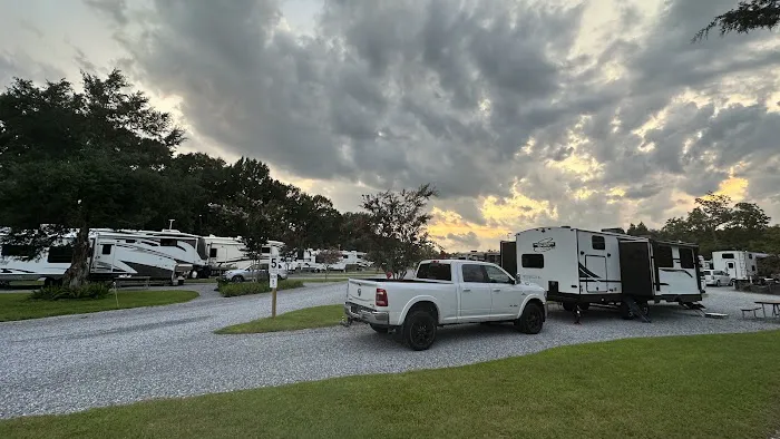 Eagle's Landing RV Park Picture 2