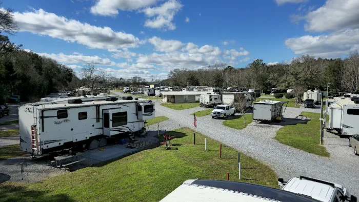 Eagle's Landing RV Park Picture 9