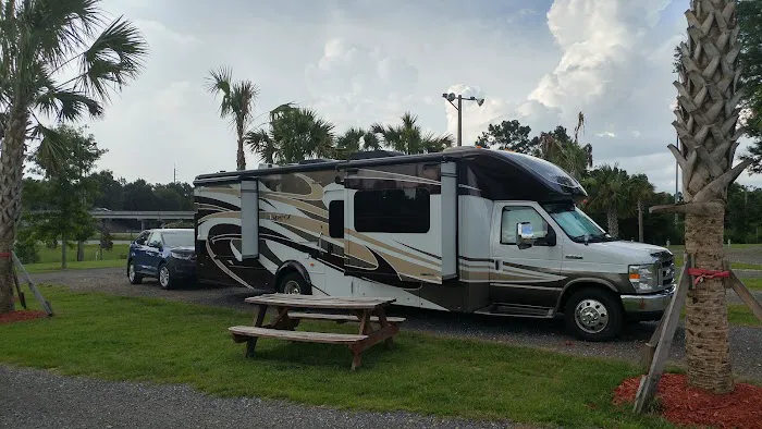 A Stone's Throw RV Park Picture 8