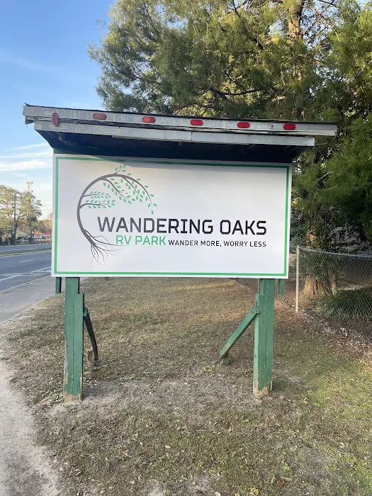 Wandering Oaks RV Park Picture 7