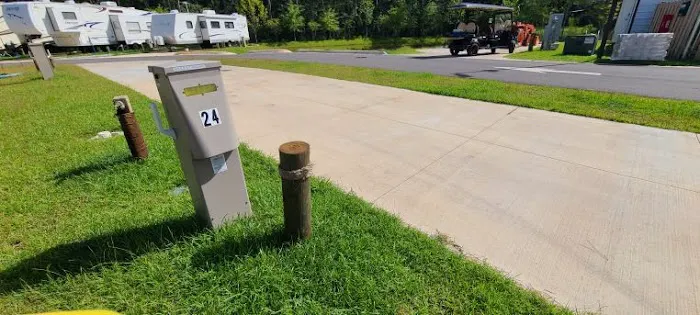 Holley Navarre RV Park Picture 7