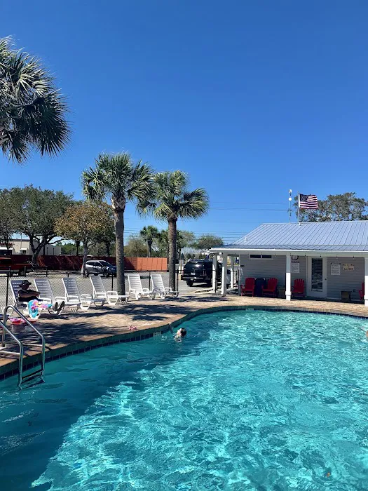 Emerald Beach RV Park Picture 2