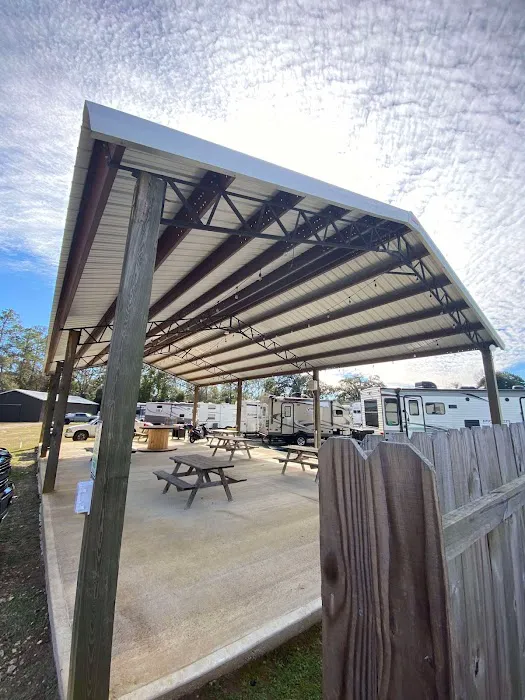 Eastern Pines RV Park Picture 5