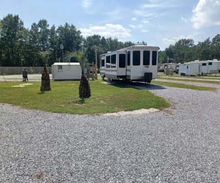 Woodbine RV Park