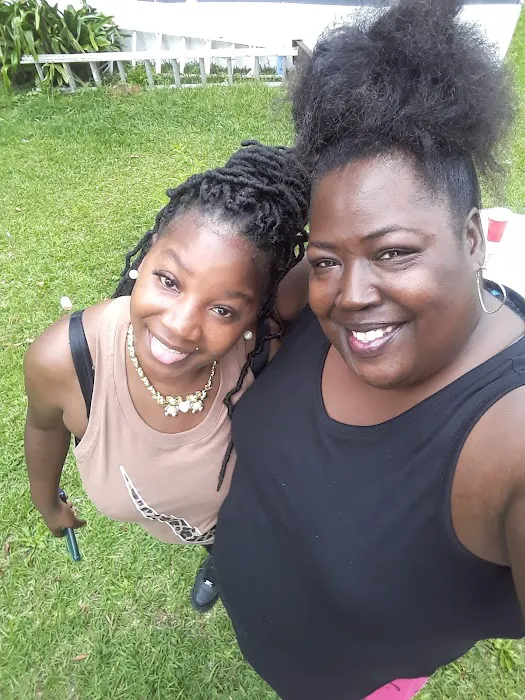 Pine Terrace Picture 3