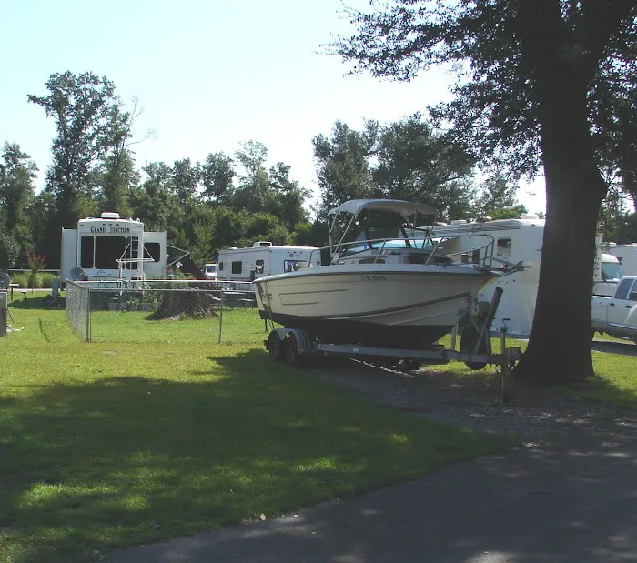 Drifters RV Park Picture 5