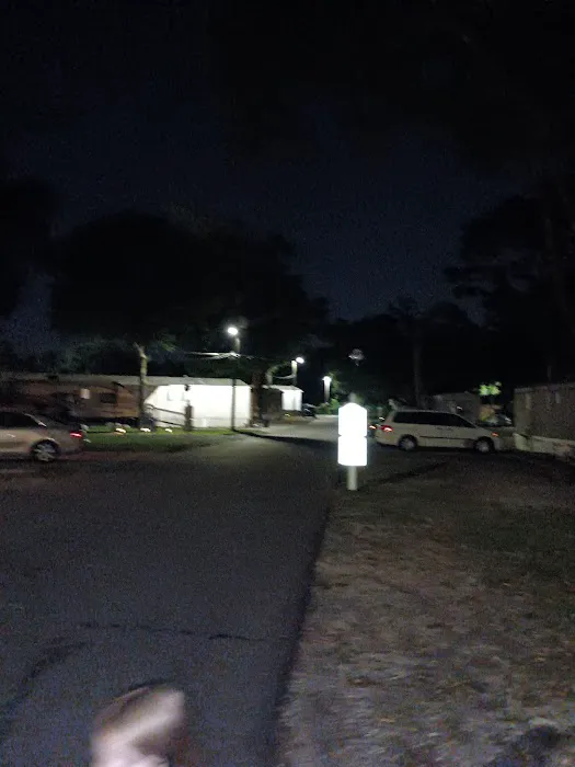 Woodridge Mobile Village Picture 2