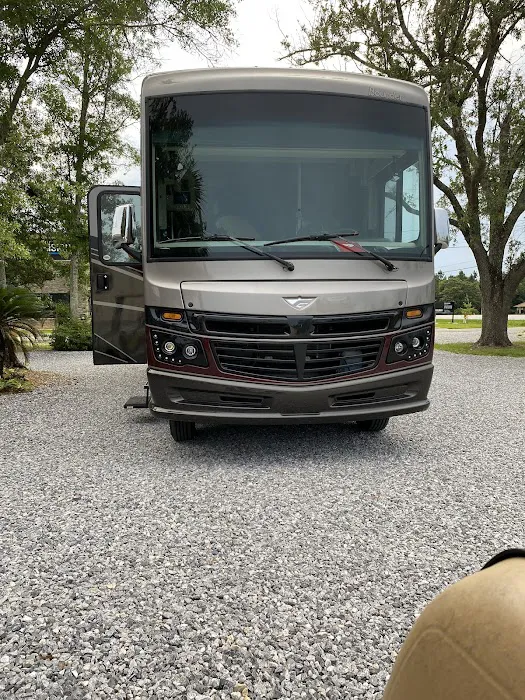 Palm Cove RV Village Picture 5