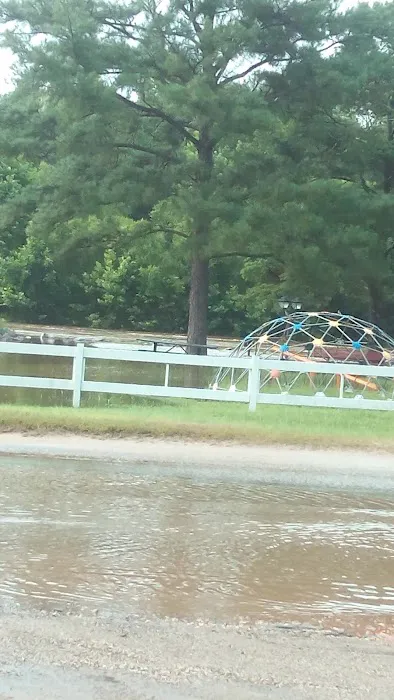 Hoomes RV Park Picture 1