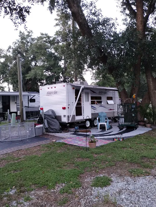 TALL OAKS RV PARK Picture 4