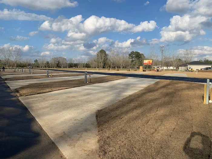 OLLIE RV PARK Picture 5