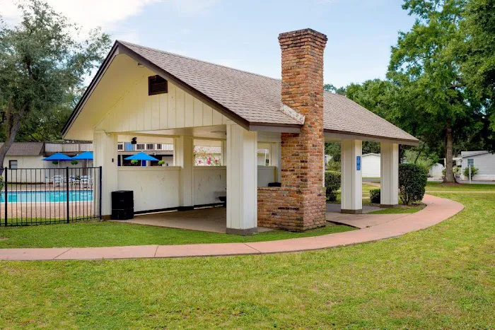Timberlake Manufactured Home Community Picture 4