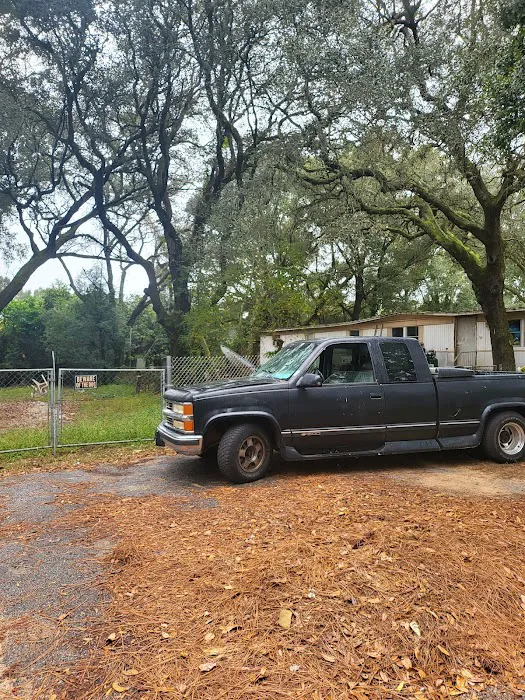 Queen Anne Mobile Home Park Picture 4
