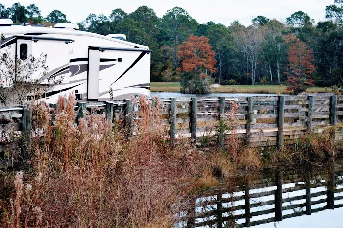 Leisure Lakes RV Resort, Pensacola Florida Picture 3