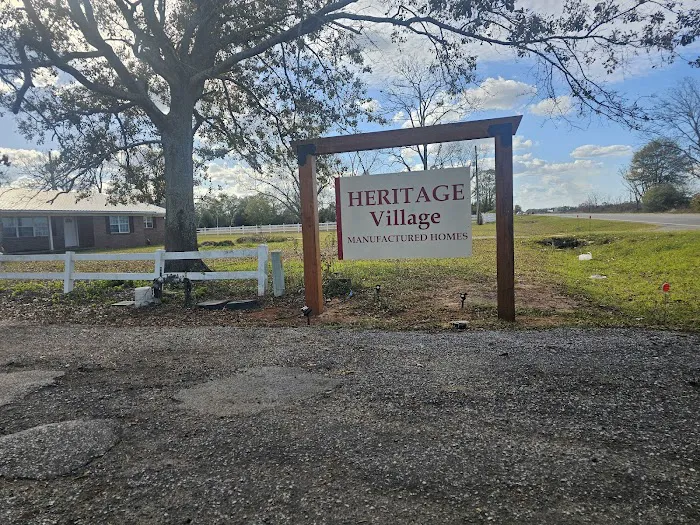 Heritage Village Manufactured Homes Picture 4