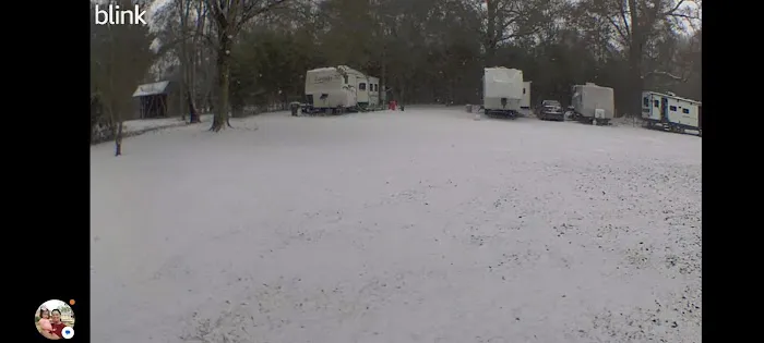 Royal Oaks RV sites Picture 4
