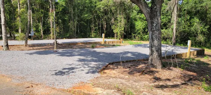 Long Dog RV Park Picture 9