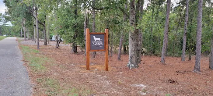 Long Dog RV Park Picture 8