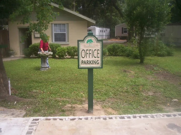 Oaklodge Mobile Home Park Picture 1