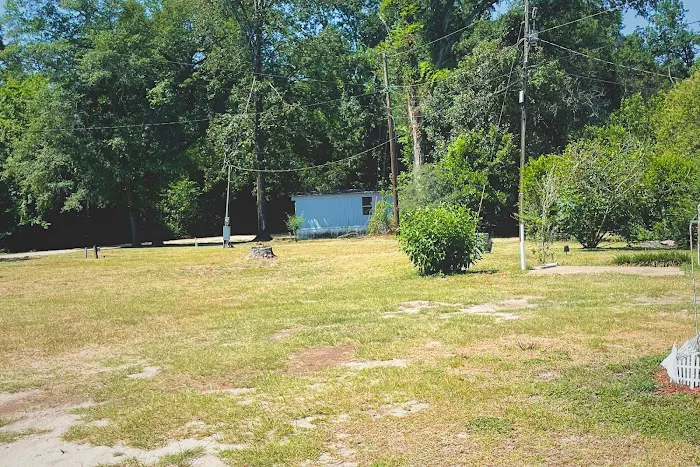 Lake Douglas Village Picture 5