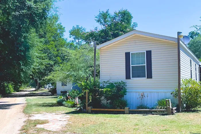 Lake Douglas Village Picture 10