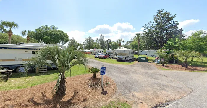 Lillian Breeze RV Park & Storage Picture 8