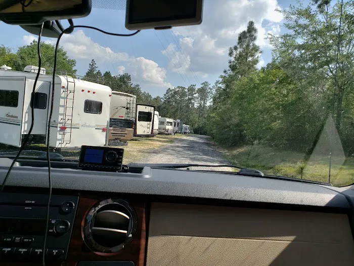 Wilderness RV Park Picture 9