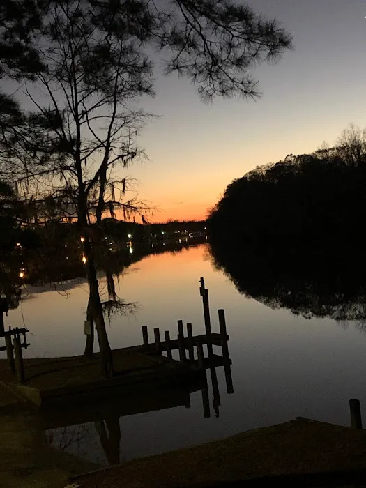 Matthews Landing Picture 4