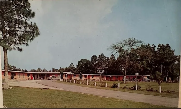 Plantation RV Trailer Park Picture 10