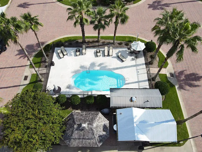 Terry Cove Motor Coach Resort Picture 9