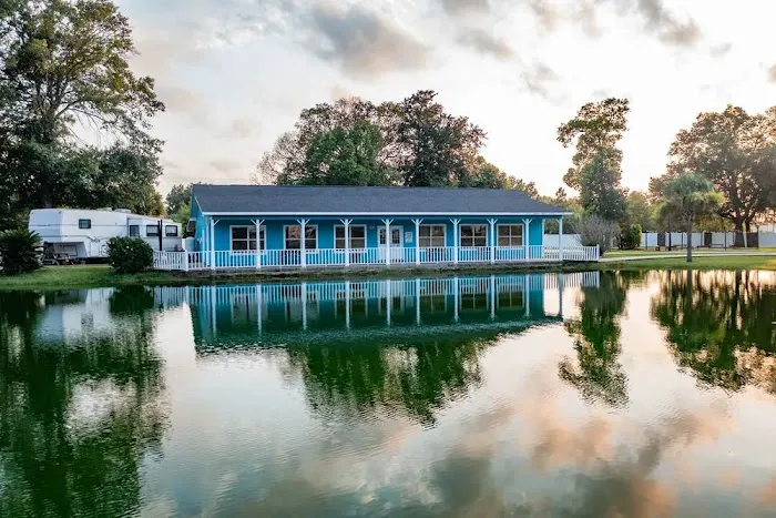 Unhitched RV | Foley Picture 7