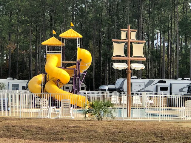 Ahoy RV Resort Picture 9