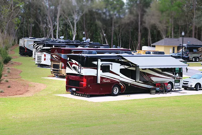 Fairhope Motorcoach Resort Picture 8