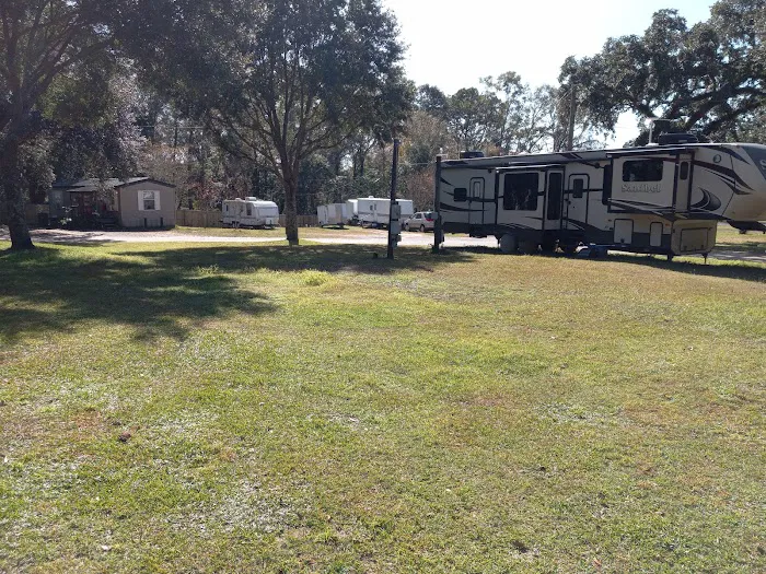 Ace's RV Park Picture 5