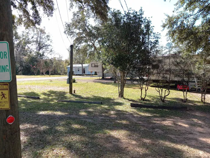 Ace's RV Park Picture 6