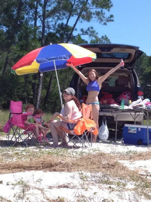Alexis Place Mobile Home Park Picture 7
