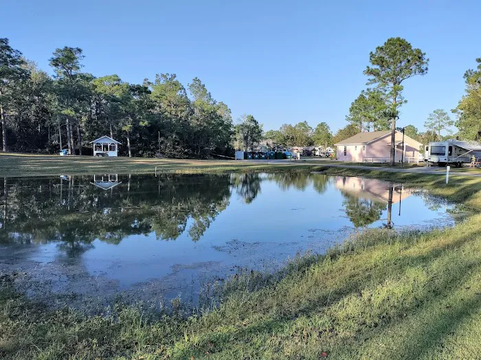 Gulf Breeze RV Resort Picture 5