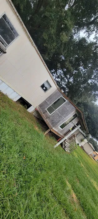 Helen's Mobile Home & RV Park Picture 2