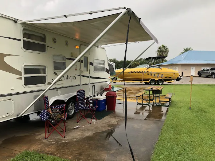 Anchors Aweigh RV Resort LLC Picture 2