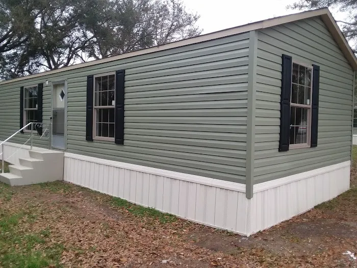 LIVE OAKS MOBILE FAMILY COMMUNITY PARK Picture 8