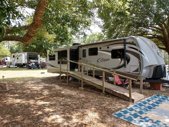 Rainbow Plantation - Escapees RV Parks Picture 4