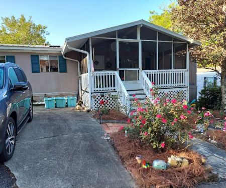 Winterhaven Court Mobile Home Park & RV's