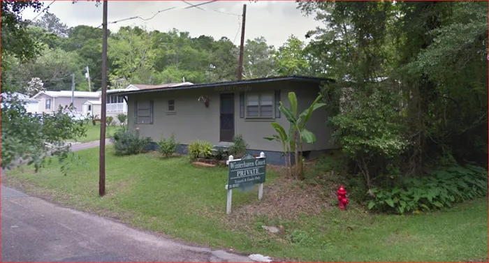 Winterhaven Court Mobile Home Park & RV's Picture 3