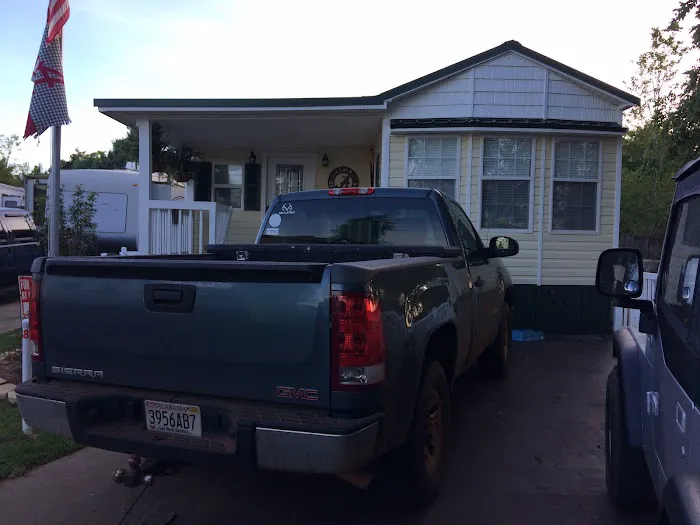 Magnolia Farms RV Park Picture 4