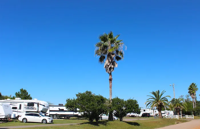 Magnolia Farms RV Park Picture 8